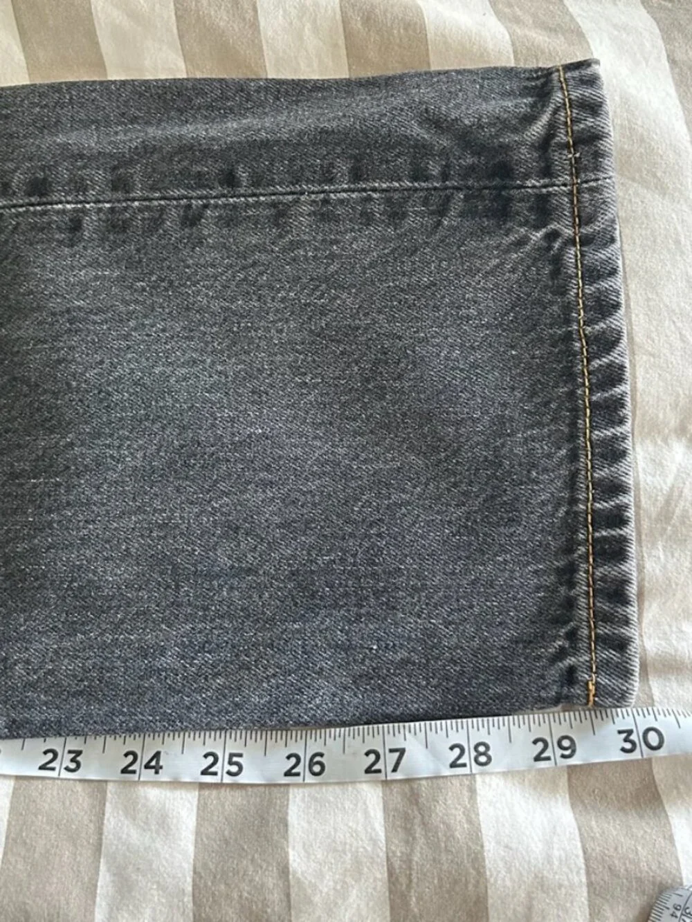 2000's Levi's 501 Straight Leg Button Fly Faded Black Denim Jeans 34 x 30